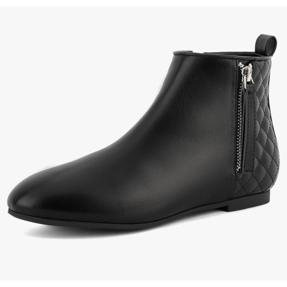 MaxMuxun Black Quilted‎ Faux Leather Booties Size 9.5 New